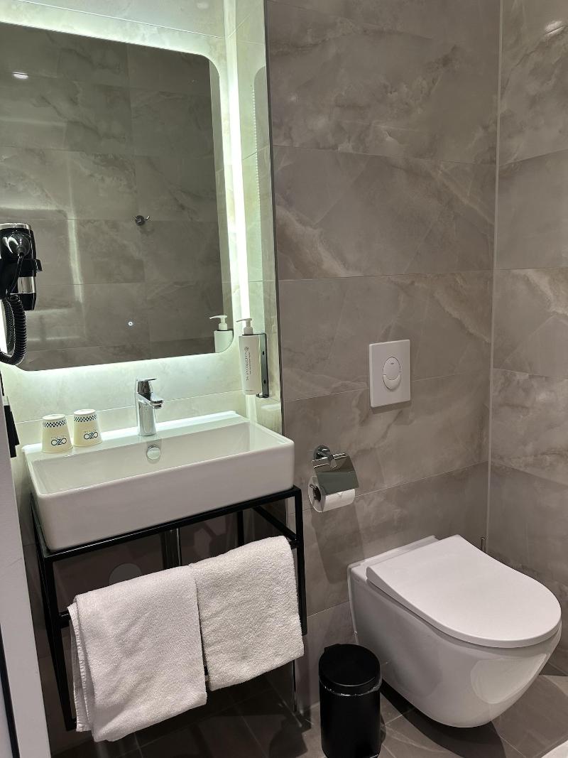 OZO Hotels Antares Amsterdam Schiphol Airport - Oda