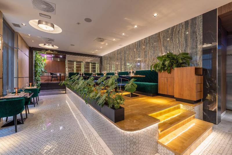 Silver Crown Hotel & Residence, Palace Quarter - Bar