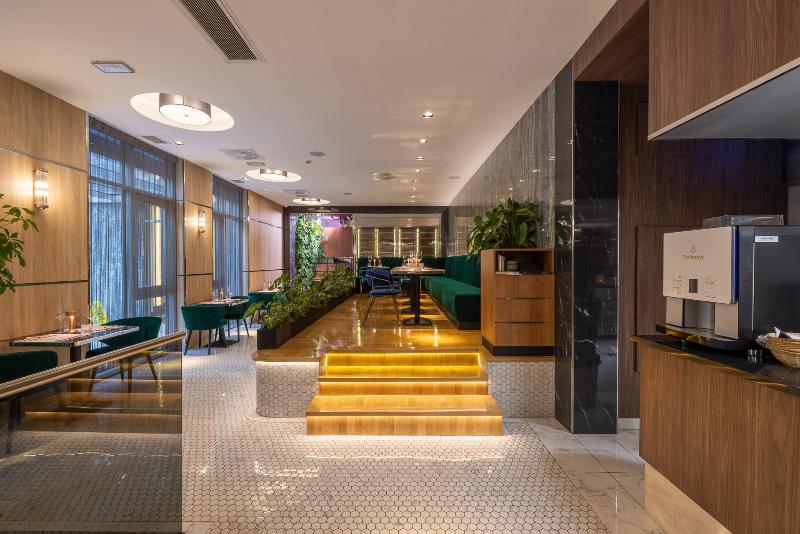 Silver Crown Hotel & Residence, Palace Quarter - Bar