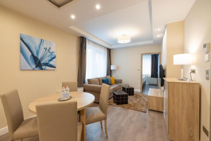 Silver Crown Hotel & Residence, Palace Quarter - Oda