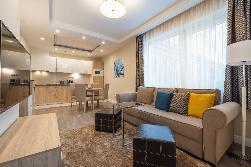 Silver Crown Hotel & Residence, Palace Quarter - Oda
