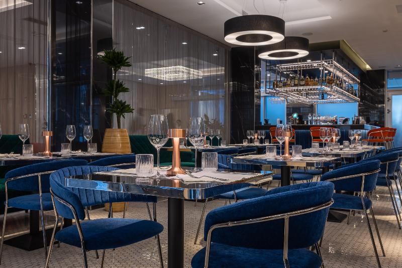 Silver Crown Hotel & Residence, Palace Quarter - Restoran