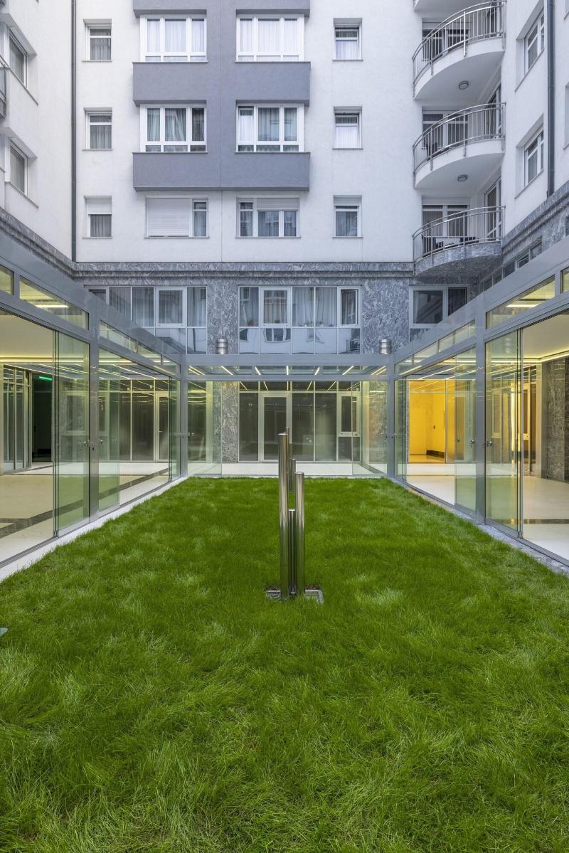 Silver Crown Hotel & Residence, Palace Quarter - Teras