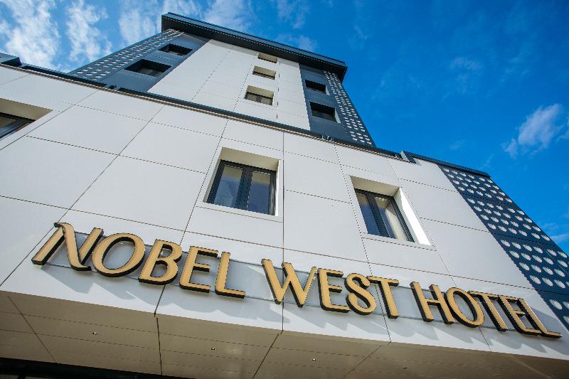 Nobel West - Genel