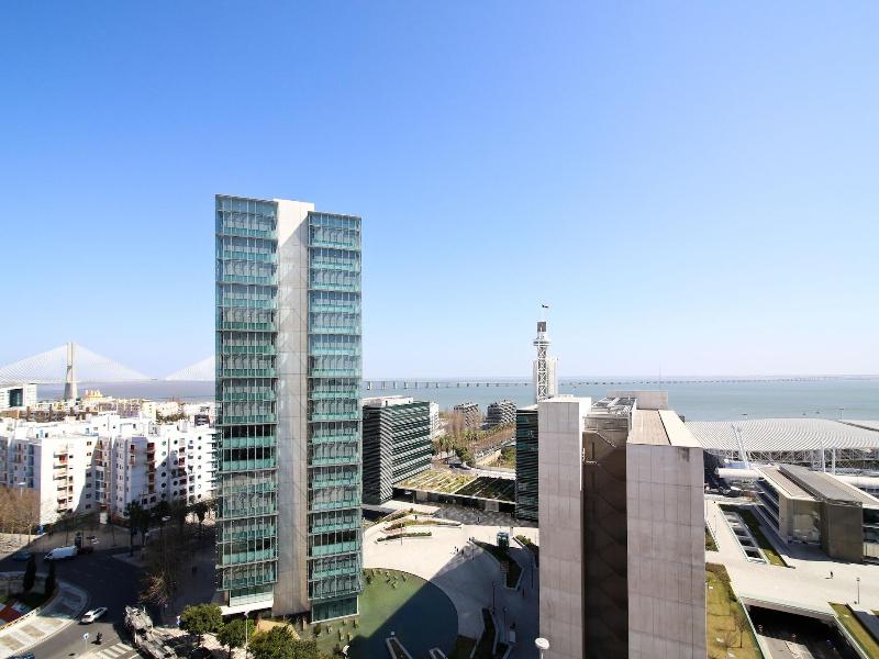 Panoramic Living - Genel