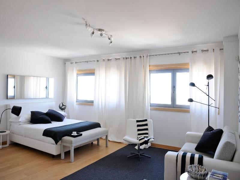 Panoramic Living - Genel