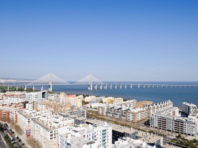 Panoramic Living - Genel
