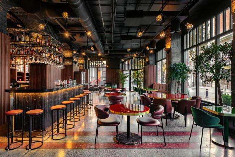 Radisson Red Tbilisi - Bar