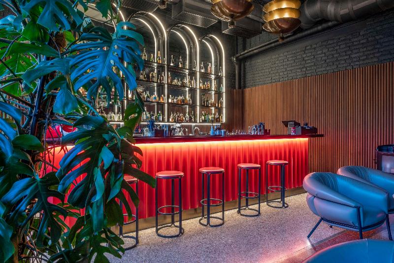 Radisson Red Tbilisi - Bar