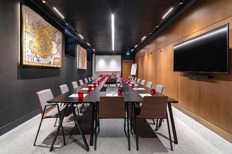 Radisson Red Tbilisi - Toplantı