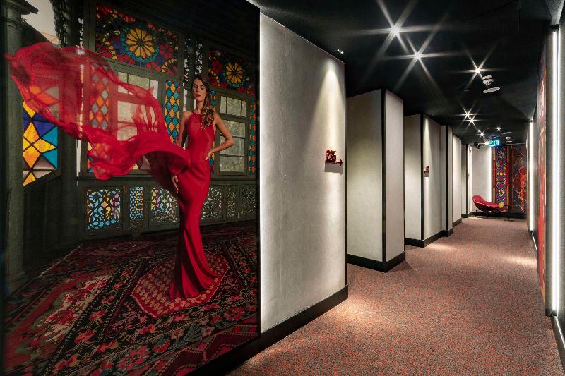 Radisson Red Tbilisi - Genel