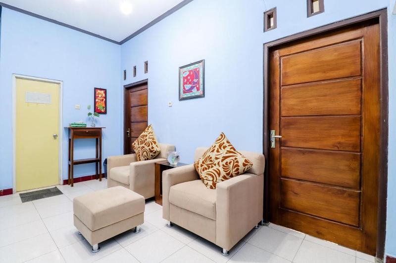 Nabhan Homestay By Zuzu - Lobi