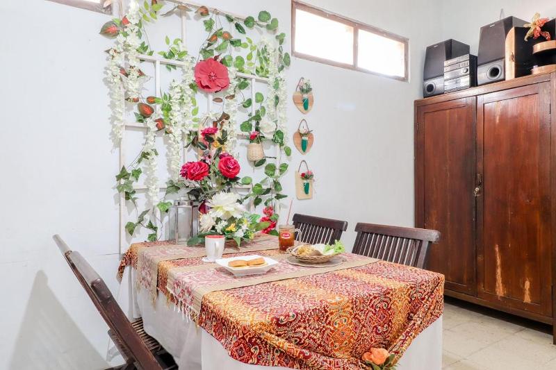 Adil Jaya Homestay By Zuzu - Lobi