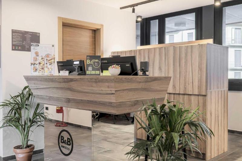 B&b Hotel Prato City Center - Lobi