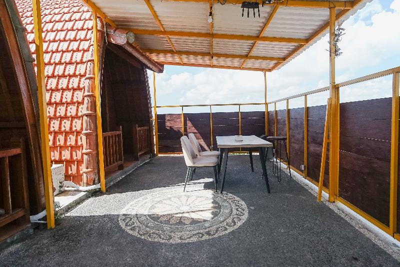 Margarita Apartment & Co-working Canggu By Zuzu - Oda