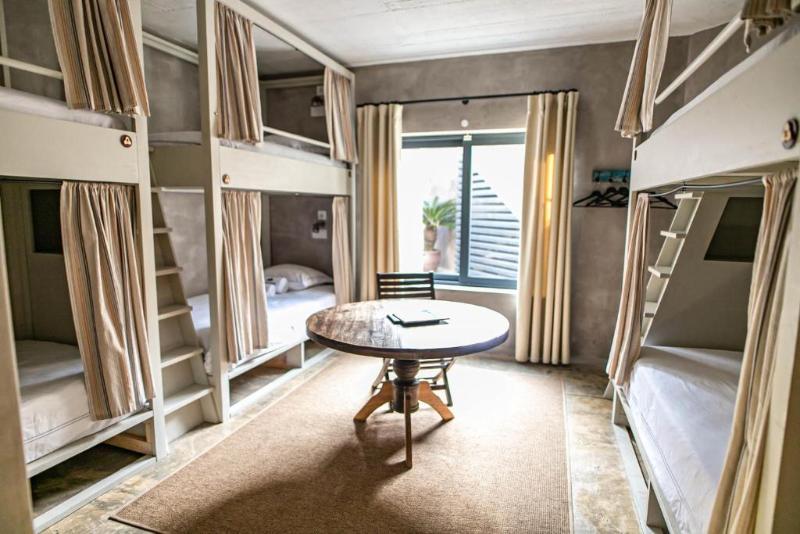 Surfers Lodge Peniche - Oda