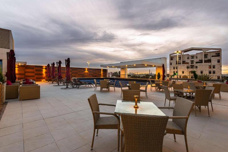 Best Western Plus Tabuk City Center - Teras
