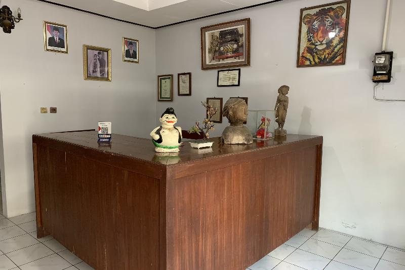 Hotel Merak Indah By Zuzu - Lobi