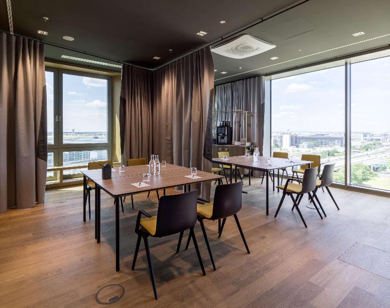 b'mine Frankfurt Airport, WorldHotels Crafted - Toplantı