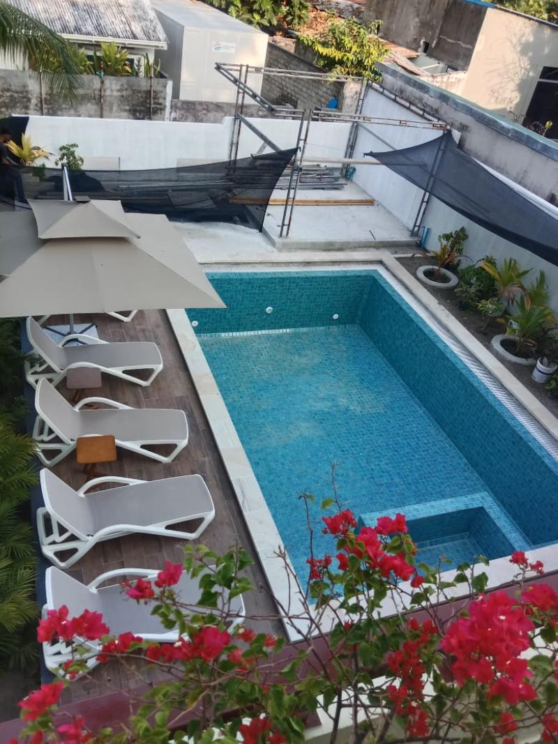 Madi Grand Maldives - Havuz