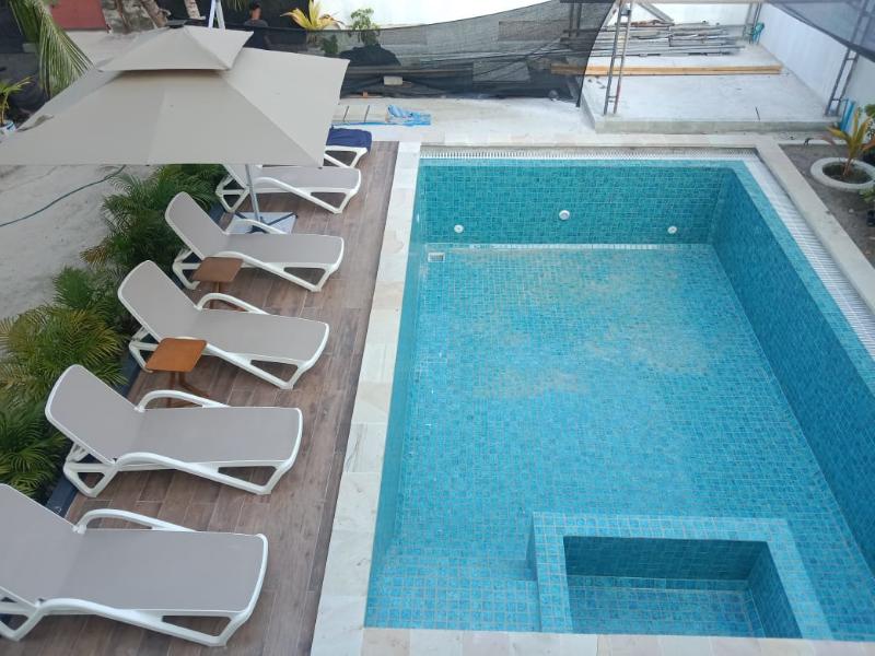 Madi Grand Maldives - Havuz