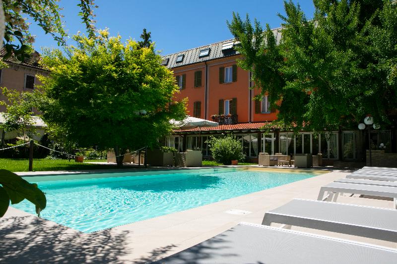 Hotel Milano Pool & Garden - Genel