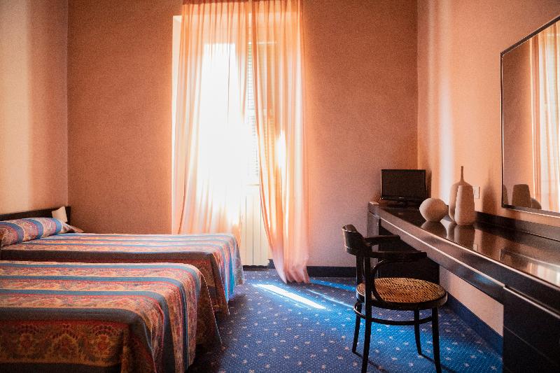 Hotel Milano Pool & Garden - Oda
