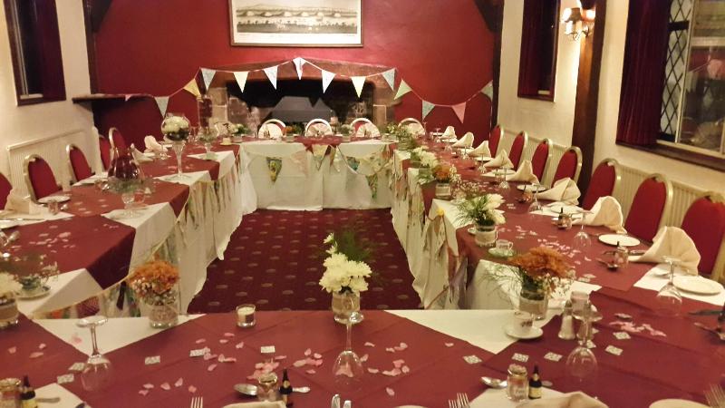 The Roebuck Inn - Toplantı