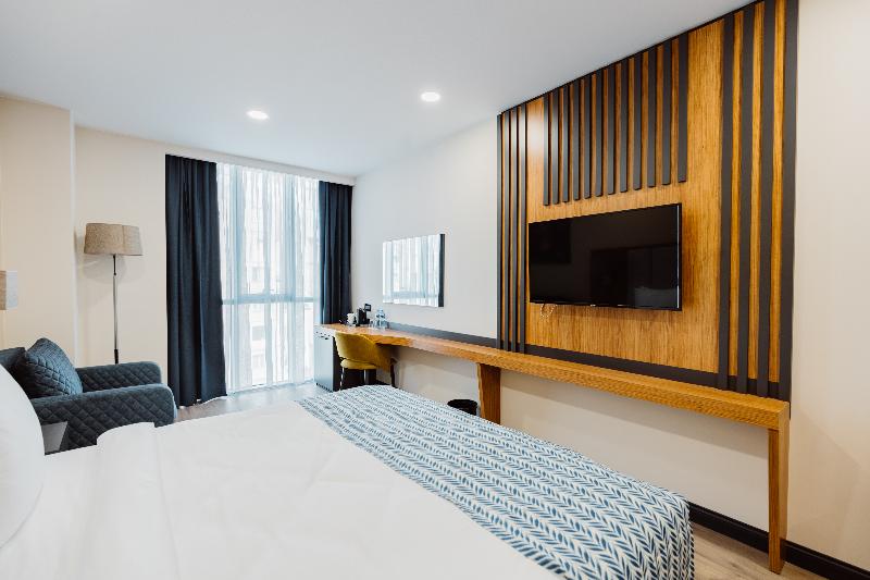 Best Western Plus Batumi - Oda