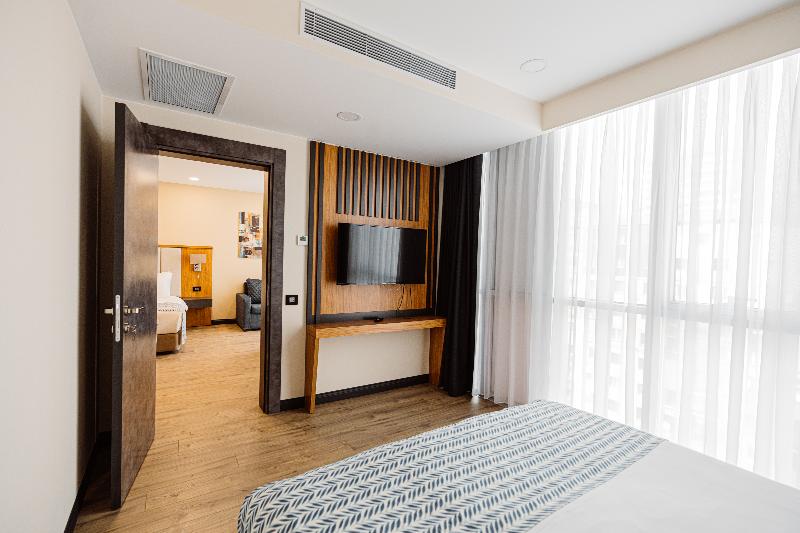 Best Western Plus Batumi - Oda