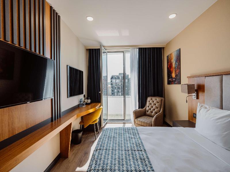 Best Western Plus Batumi - Oda
