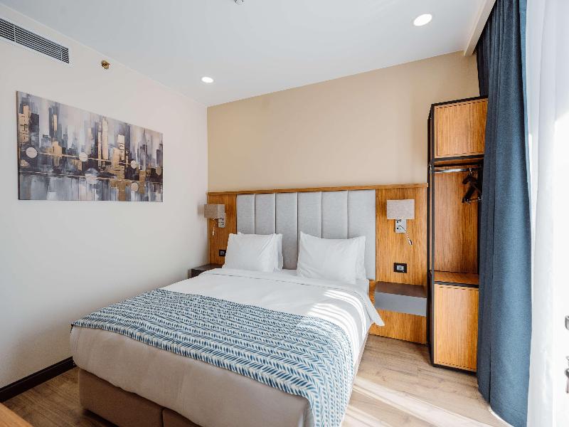 Best Western Plus Batumi - Oda