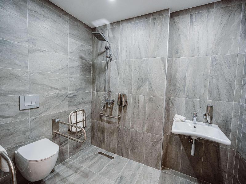 Best Western Plus Batumi - Oda