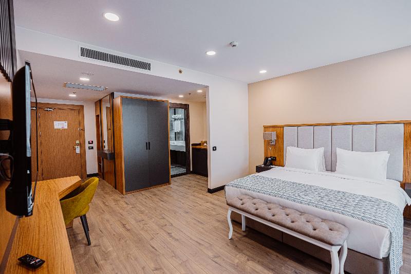 Best Western Plus Batumi - Oda
