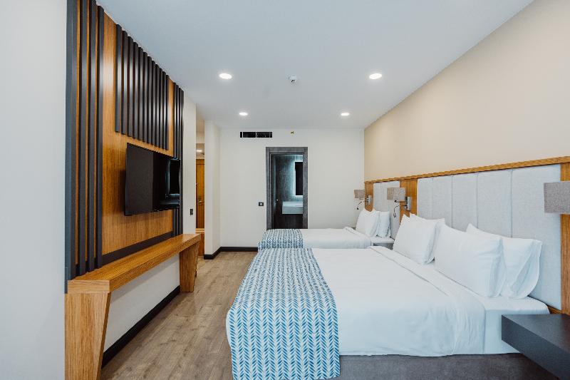 Best Western Plus Batumi - Oda