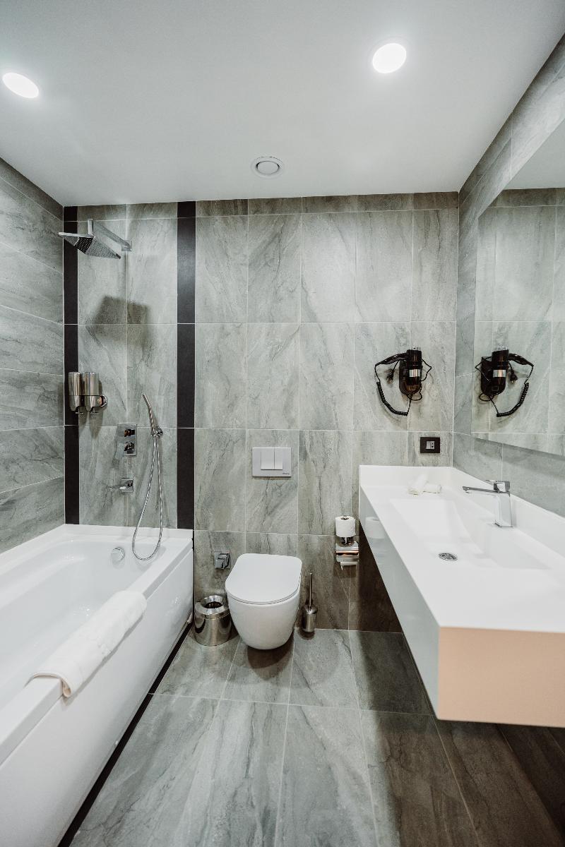 Best Western Plus Batumi - Oda