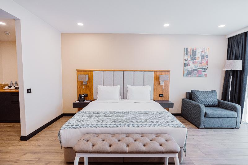 Best Western Plus Batumi - Oda