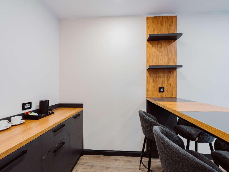 Best Western Plus Batumi - Oda