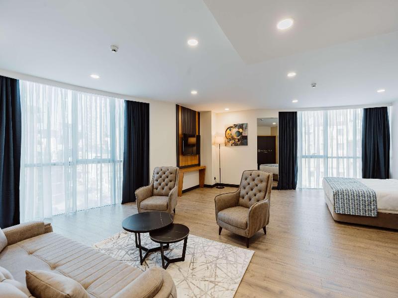 Best Western Plus Batumi - Oda