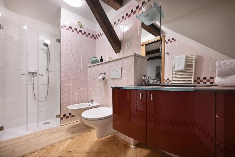 Boutique Apartments White Swan - Oda