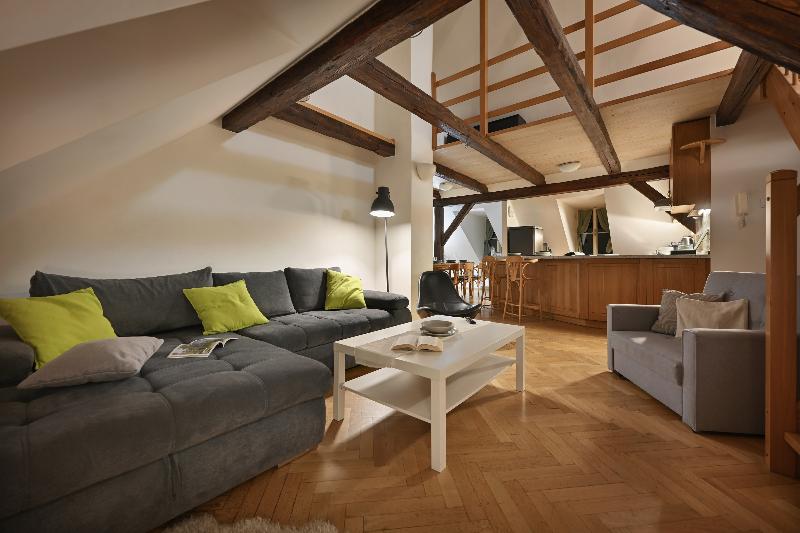 Boutique Apartments White Swan - Oda