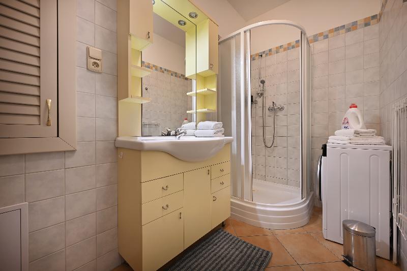 Boutique Apartments White Swan - Oda