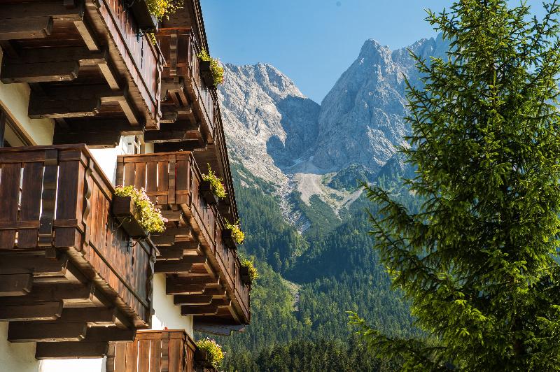 Bayern Resort Hotel - Genel