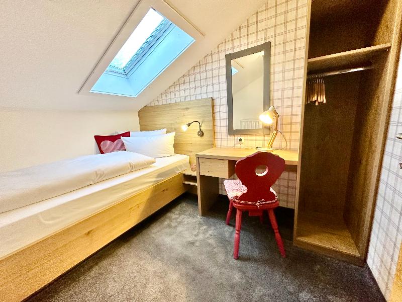 Bayern Resort Hotel - Oda