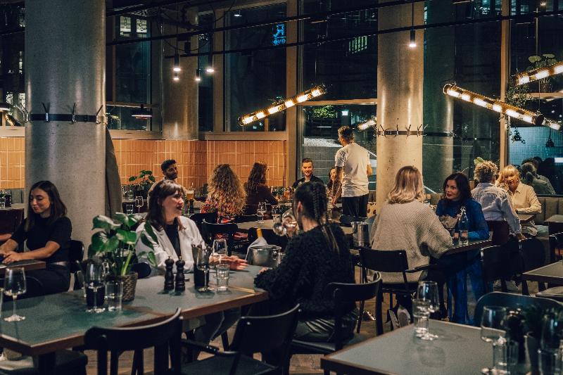 Revo Munchen - Restoran