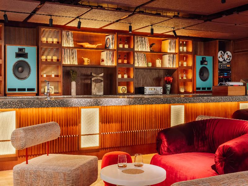 Locke De Santa Joana - Bar
