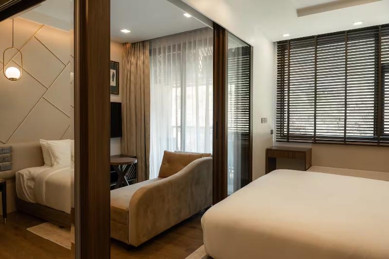 The Proud Karon Beach Phuket Trademark Wyndham - Oda