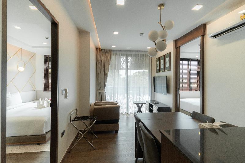 The Proud Karon Beach Phuket Trademark Wyndham - Oda