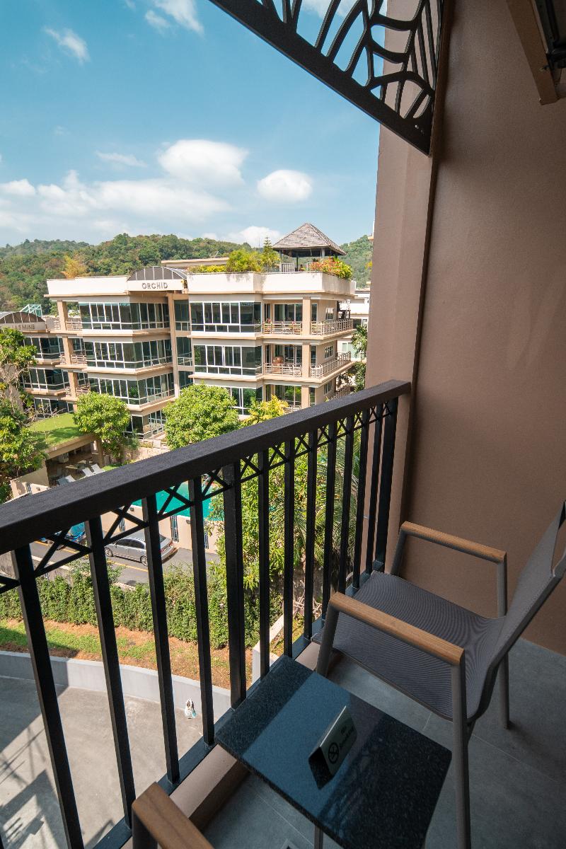 The Proud Karon Beach Phuket Trademark Wyndham - Oda