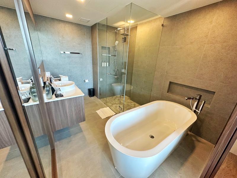 The Proud Karon Beach Phuket Trademark Wyndham - Oda